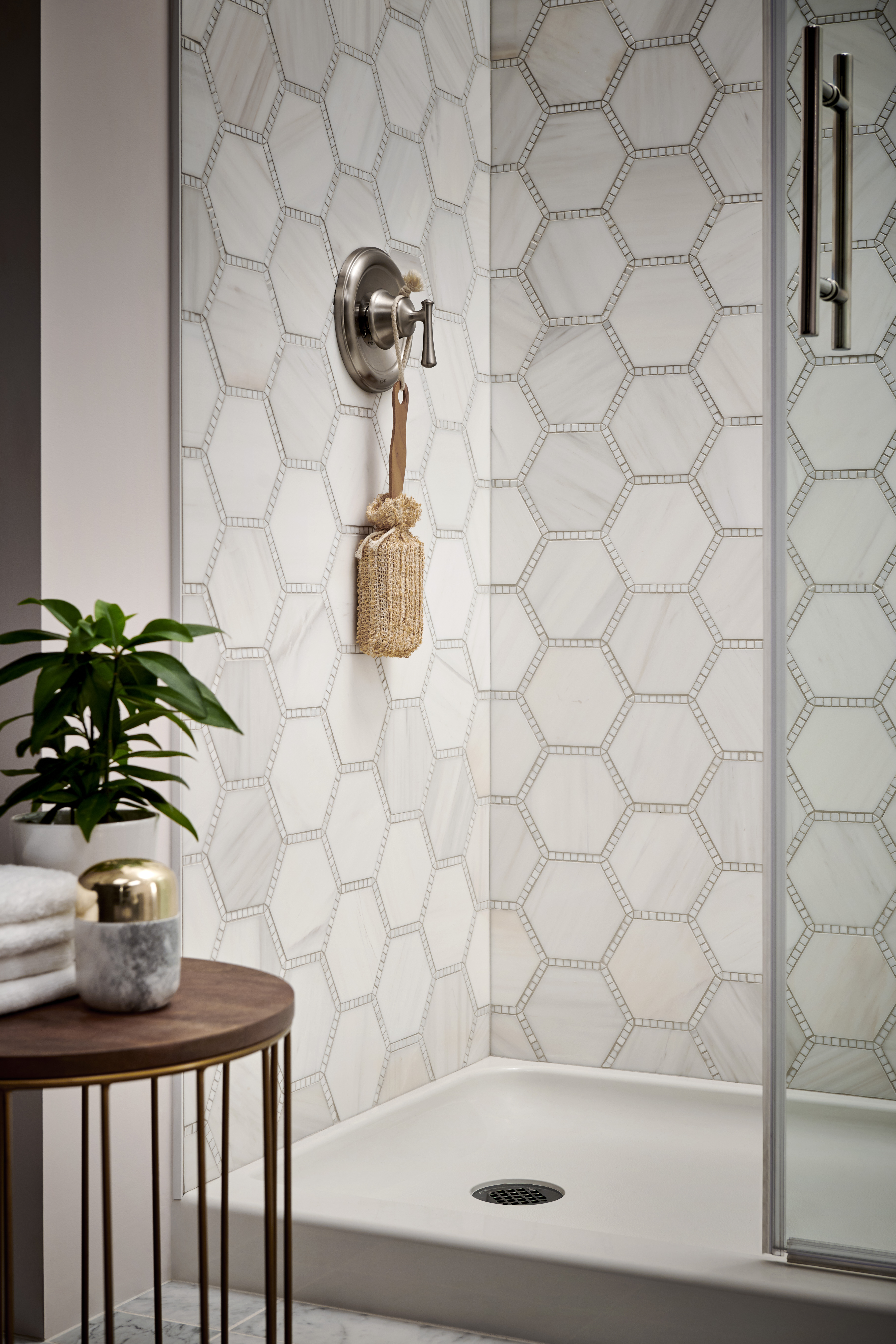 Jeffrey Court | Olympia Mosaic 9.75