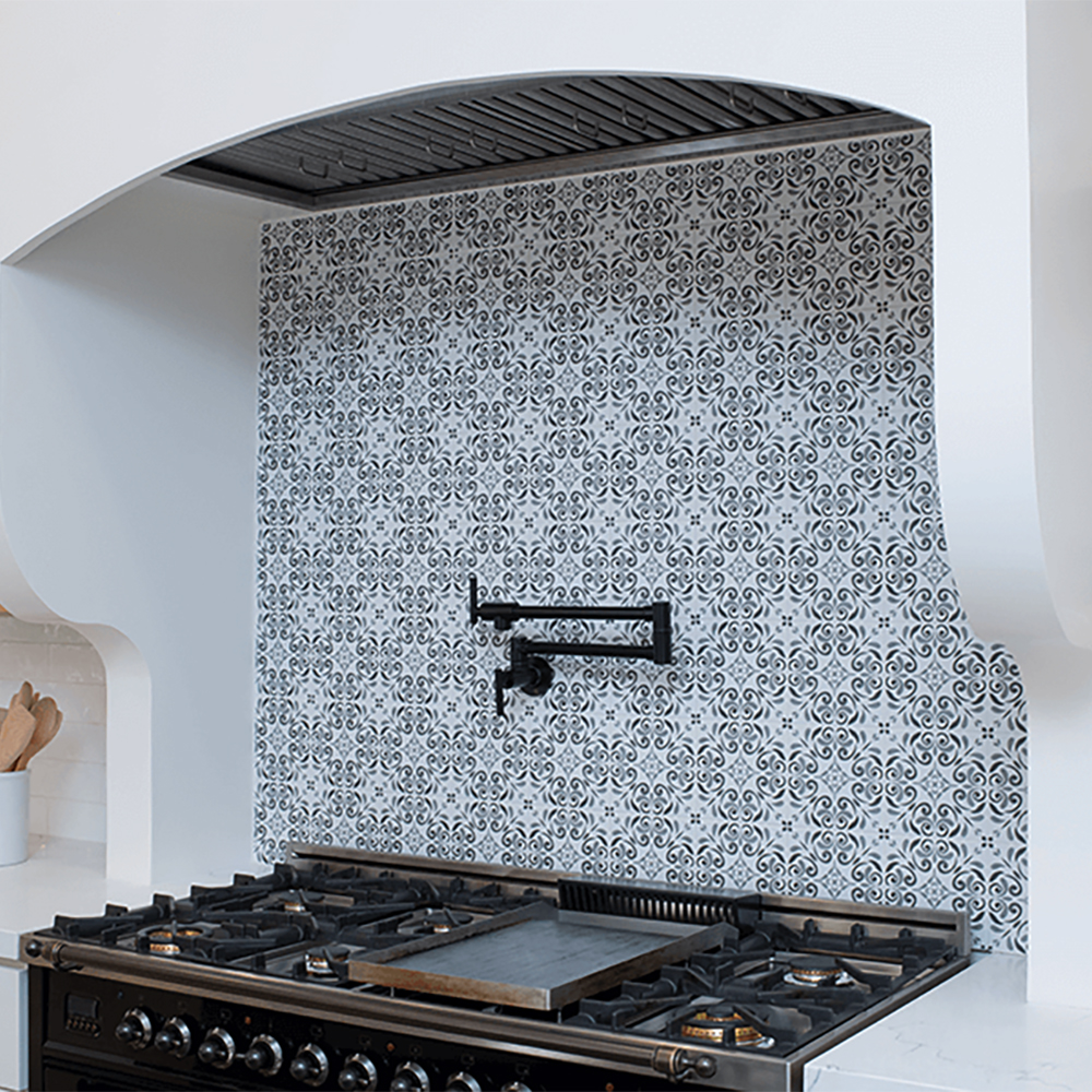 Jeffrey Court | Acquerello Verona Field Tile 6